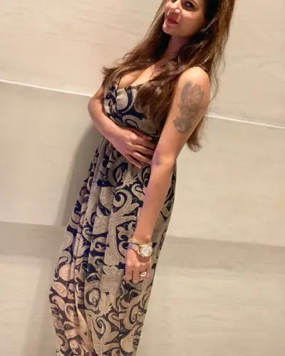 Dhariawad Escort